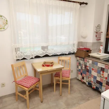 Studio Zaglav 8170a * Sali