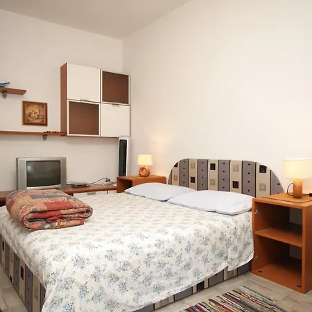 Studio Zaglav 8170a Appartamento *